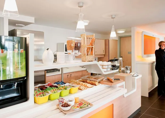 מלון Ibis Budget Messe 2*
